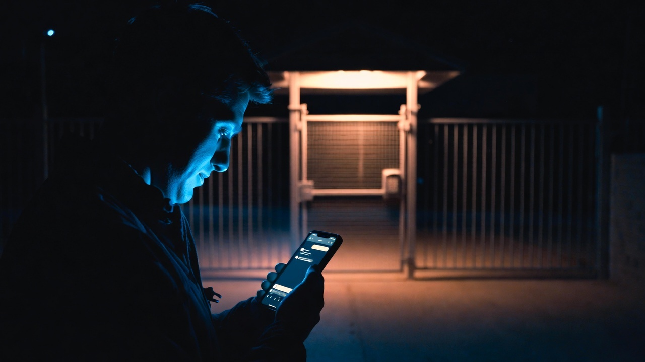 Tenant trying to use self-storage chatbot to access property after hours